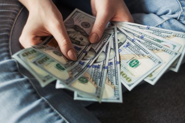 Foreign Investment Shows Gradual Recovery